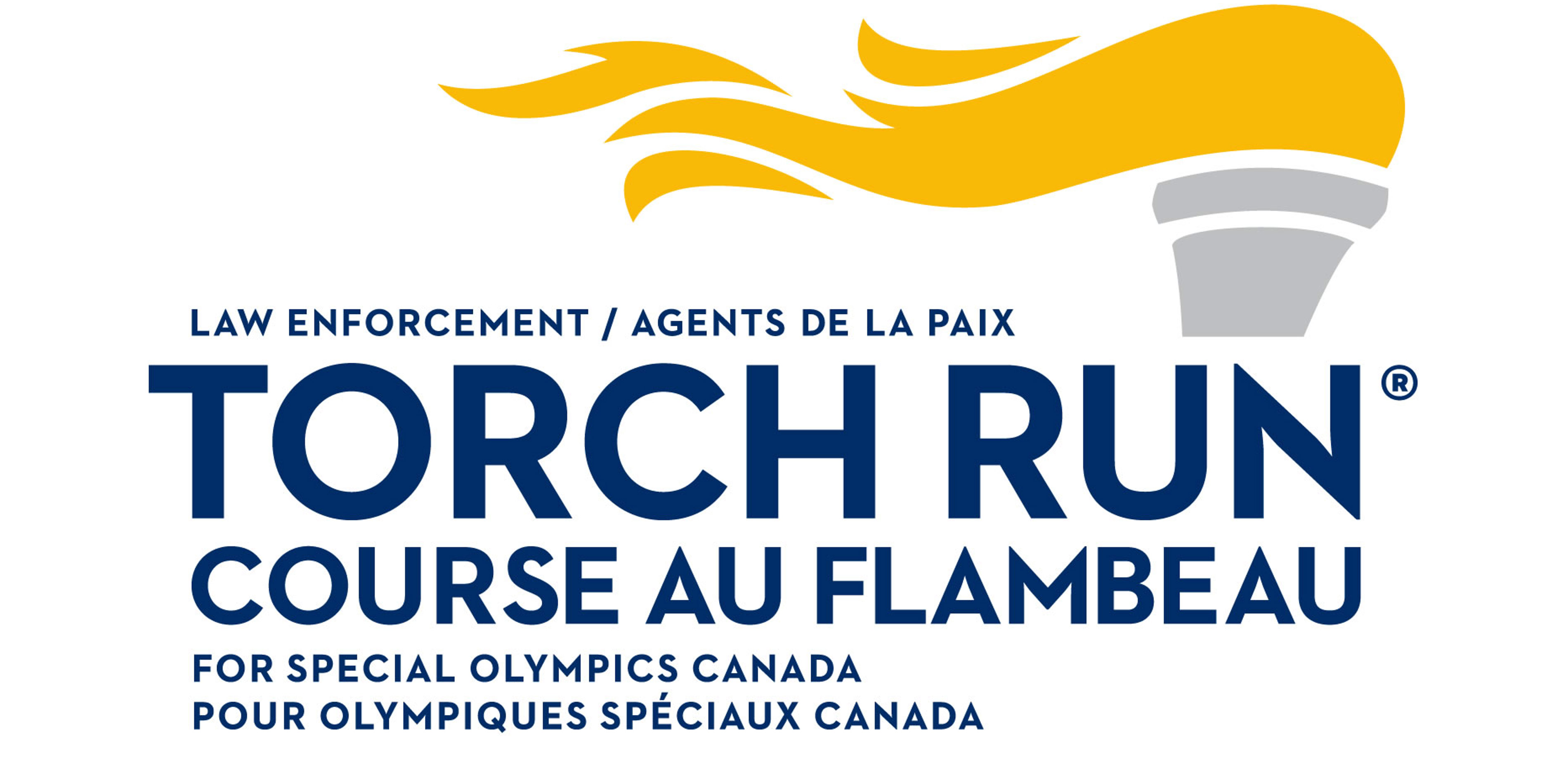 Agents de la paix course au flambeau