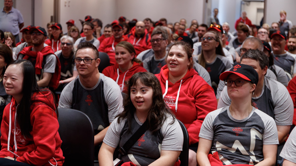 Special Olympics Team Canada | Équipe Canada d'Olympiques spéciaux