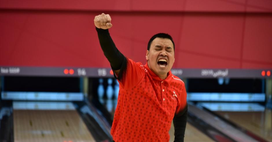 "Richard Dolan celebrates his Game.