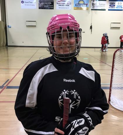 Floor Hockey, Lisa Bernard