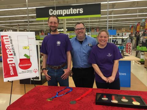 SOBC athletes and Staples manager during the 2018 campaign