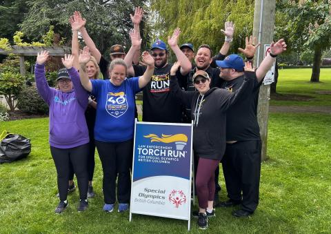 SOBC – Victoria athletes raising their hands and smiling with LETR sign
