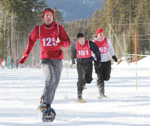 Special Olympics BC snowshoers